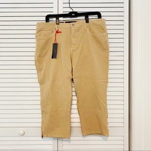 BRAND NEW Fabrizio Gianni Stretch for Comfort Capri Jeans